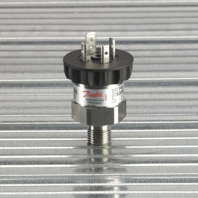 DANFOSS 078G5008 — Преобразователь (датчик) давления DST P40I, 0-10 бар, выходной сигнал 4-20 мА, присоединение по давлению G1/2, IP 65 078G5008 DANFOSS 078G5008 — Преобразователь (датчик) давления DST P40I, 0-10 бар, выходной сигнал 4-20 мА, присоединение по давлению G1/2, IP 65 078G5008